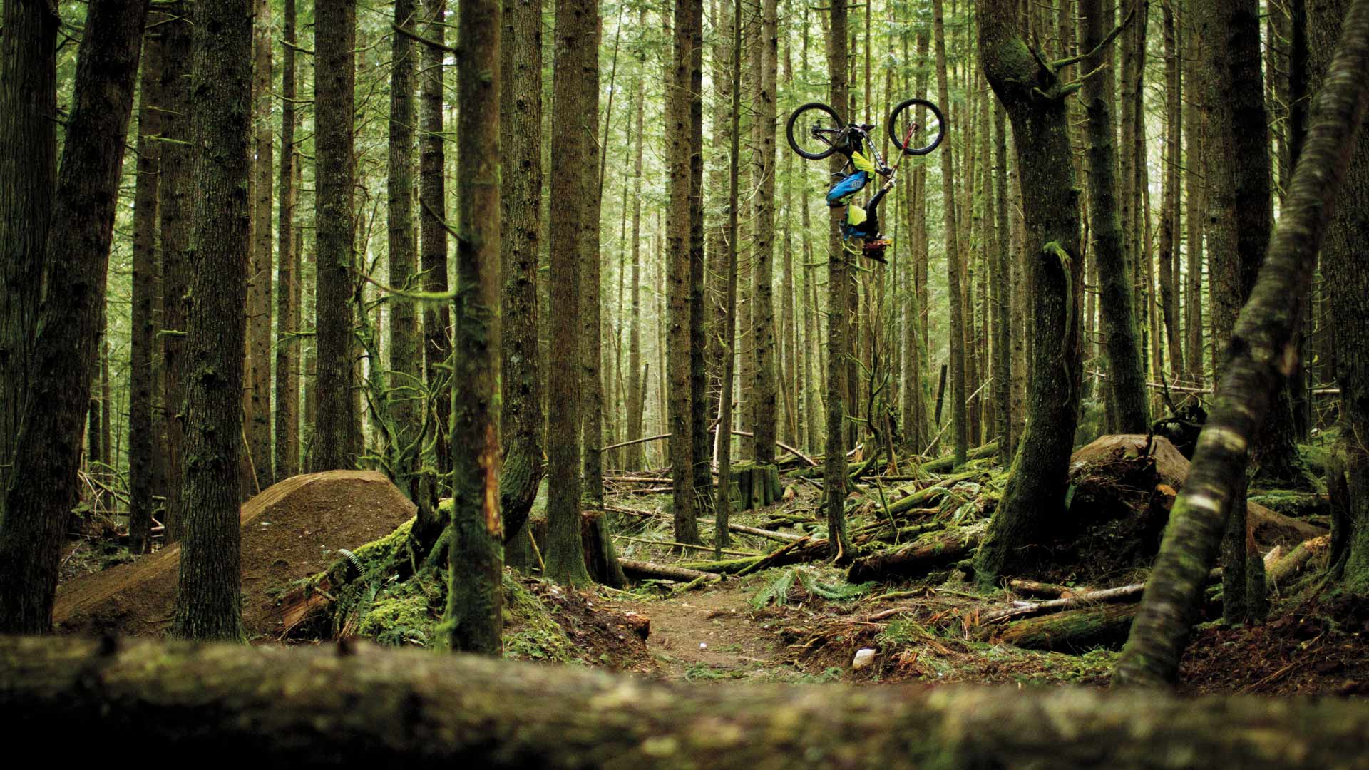 Mountain bike con la élite: cuando la bicicleta te traslada a otro mundo